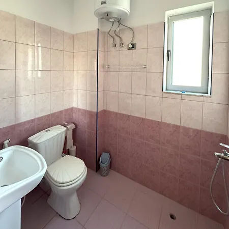 Rio 3 * Sarandë